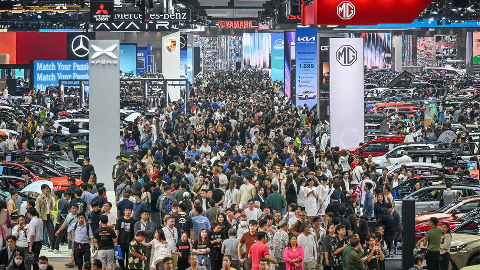 มหกรรมคนรักรถ! Motor Expo 2025 ยานยนต์แห่งอนาคต "EV พุ่งชน ICE ชิงพื้นที่" คาดเงินสะพัดในงาน 5 หมื่นล้าน