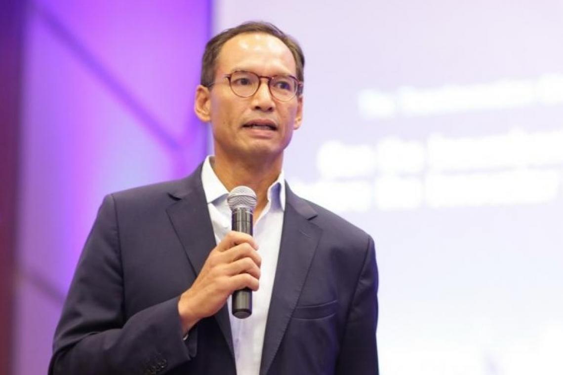 'กรณ์'ลุยรื้อโครงสร้างระบบการเงินปลดโซ่ตรวนพันธนาการ เผยคนไทยติดแบล็กลิสต์ 5.5 ล้านคน 