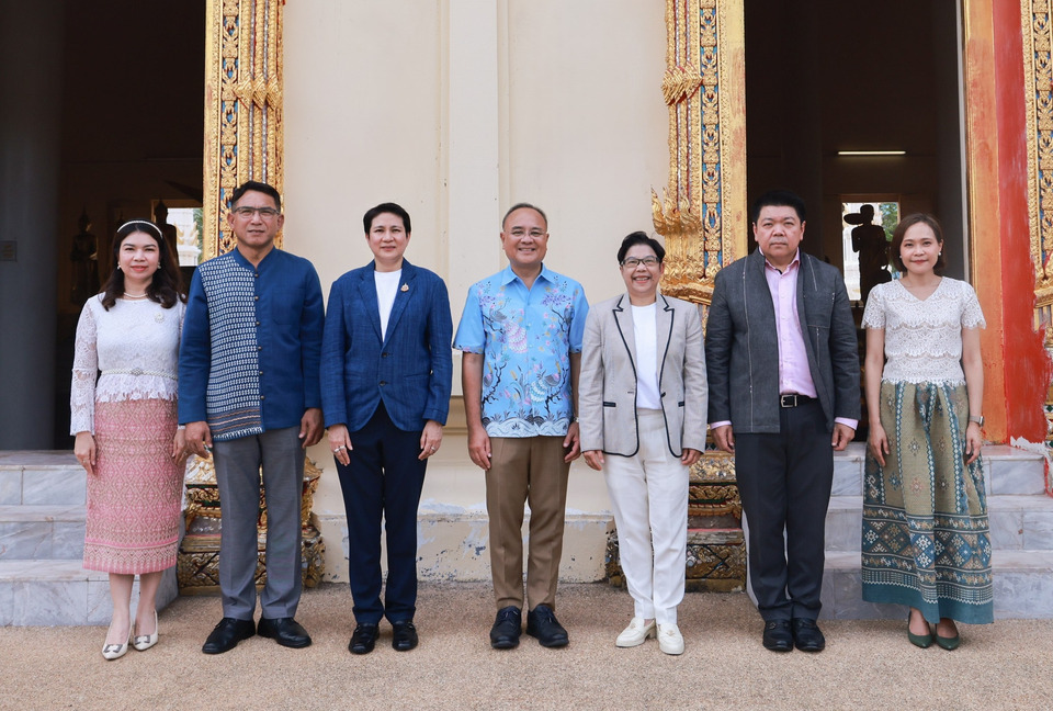 กรุงไทย–แอกซ่า ประกันชีวิต ร่วมพิธีถวายผ้าป่าสามัคคี จัดโดยสำนักงานคปภ.