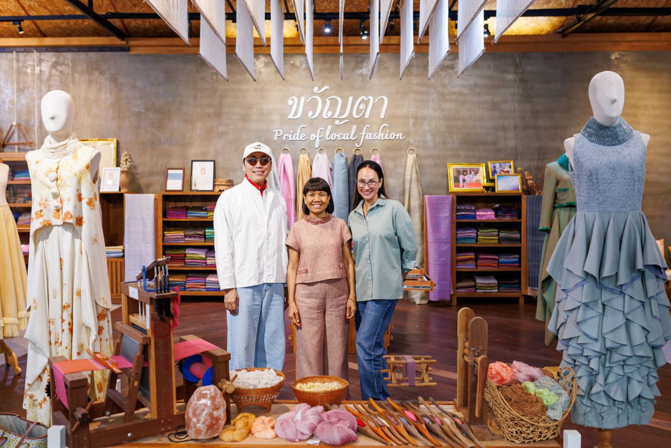 กรมประชาฯ เชิญปชช. นักออกแบบ ผปก. ผู้สนใจด้านแฟชั่น สัมผัสเสน่ห์ผ้าไทย-งานหัตถศิลป์ไทย งาน “Legacy of Thai Textiles & Fashion”