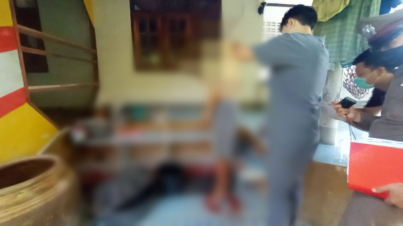อดีตข้าราชการครูเกษียณผูกคอดับ