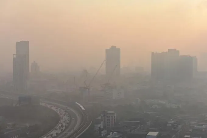 เช็กเลย! เช้านี้ ค่าฝุ่น PM 2.5 กทม. เกินมาตรฐาน 37 พื้นที่
