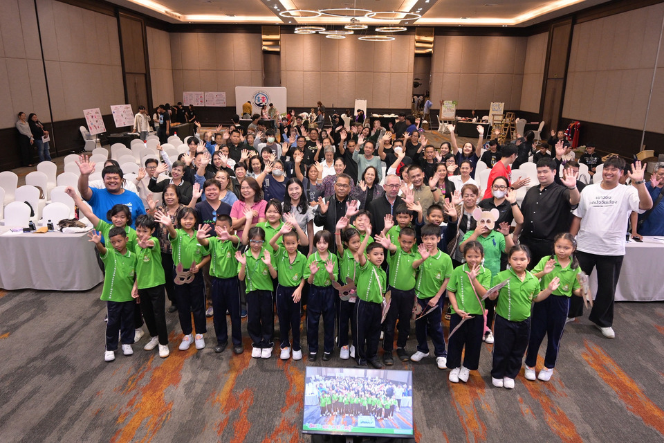 อย่าขังจินตนาการลูก! “สสส.” แนะพ่อแม่ยุคใหม่ใช้หลัก "4 ถอย" ปั้นเด็กไทยให้คิดเป็น-ใจแกร่ง ห่างไกลพนันออนไลน์