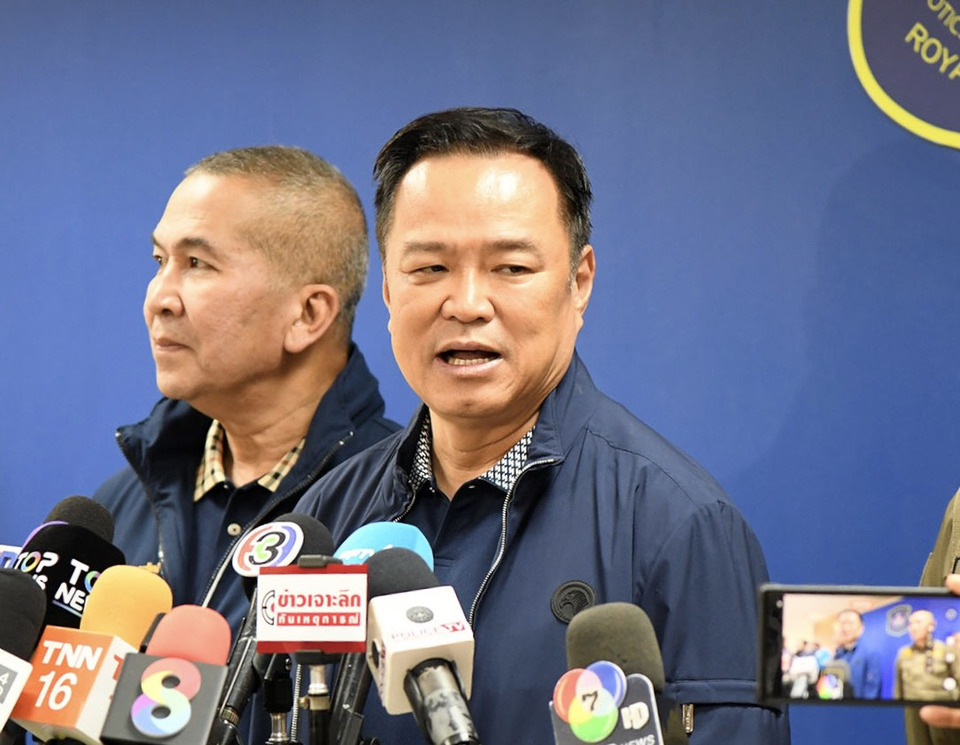 หวั่นอันตราย! “นายกฯ อนุทิน” สั่งทุบตึก “สน.สามเสน” หลังพบเสาเข็มขาด–โครงสร้างเสียศูนย์