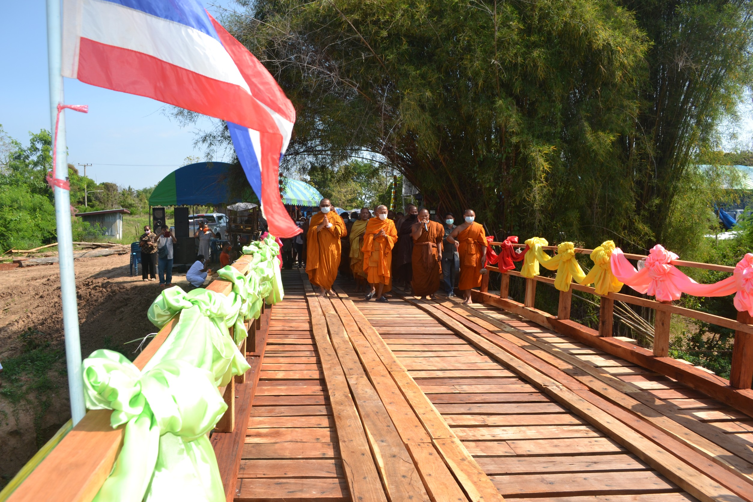 “พลังบวร” สร้างสะพานร่วมใจ ไม่รองบราชการ