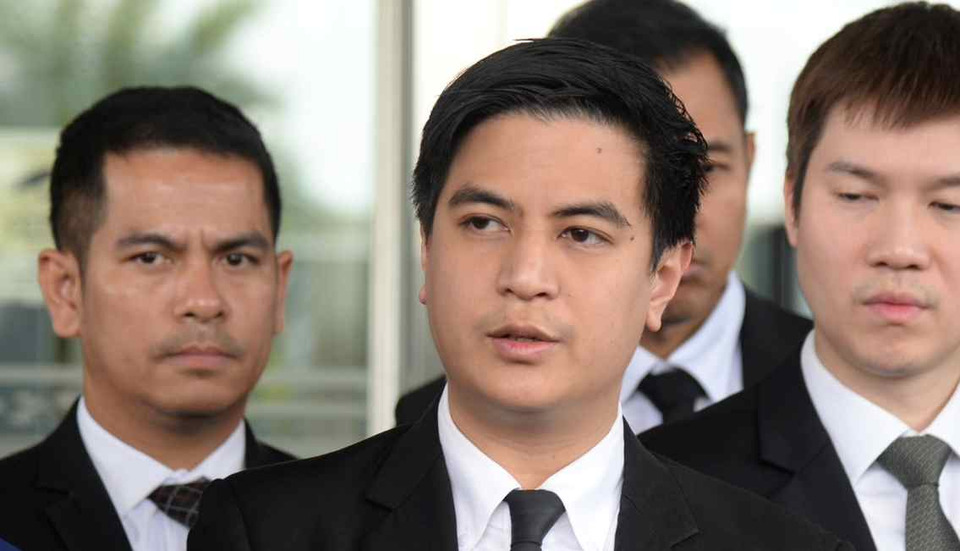 “ไอติม พริษฐ์” เปิดพิมพ์เขียว 9 ปมร้อนคดีฮั้ว สว. จี้ กกต. แจงพิรุธ ตั้งทีมพิเศษสวนทาง DSI