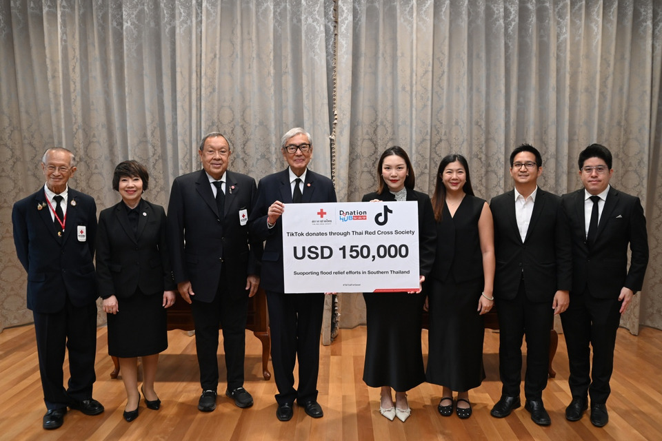 สภากาชาดไทย รับมอบเงินบริจาค จำนวน 150,000 ดอลลาร์สหรัฐฯ ช่วยเหลือผู้ประสบอุทกภัยในพื้นที่ภาคใต้
