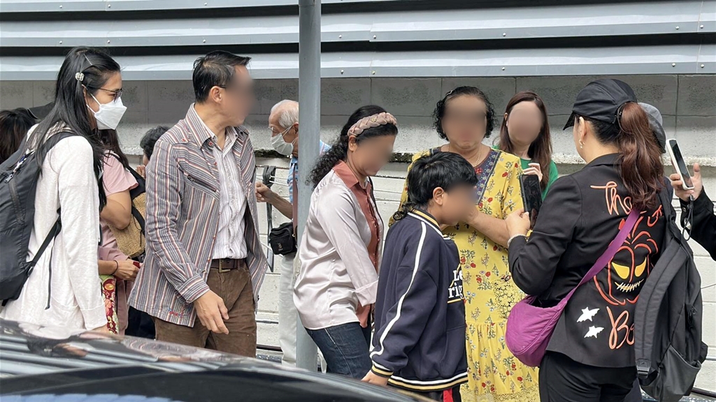 8 แก๊งลัทธิเชื่อมจิตเข้ารับทราบข้อกล่าวหา โดน 3 ข้อหาหนัก