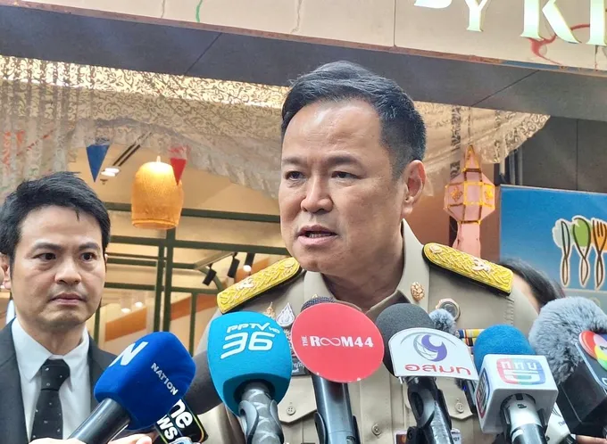 “อนุทิน” ยัน พ.ร.ก.กู้เงิน 4 แสนล้านเดินหน้าต่อ ลั่นก้อนสอง 2 แสนล้าน ทันใช้ตามไทม์ไลน์