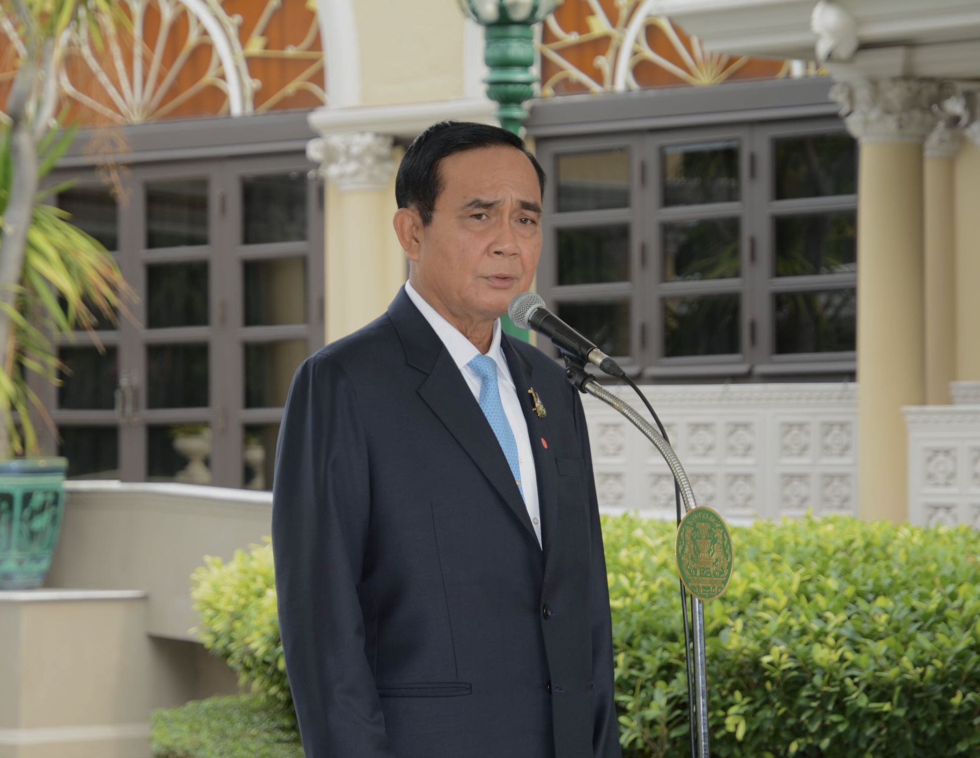 นายกฯ เผย “คดีบอส” สั่งเร่ง ตร.ประสานตร.สากลออกหมายแดง ขอส่งตัวผู้ร้ายข้ามแดน 