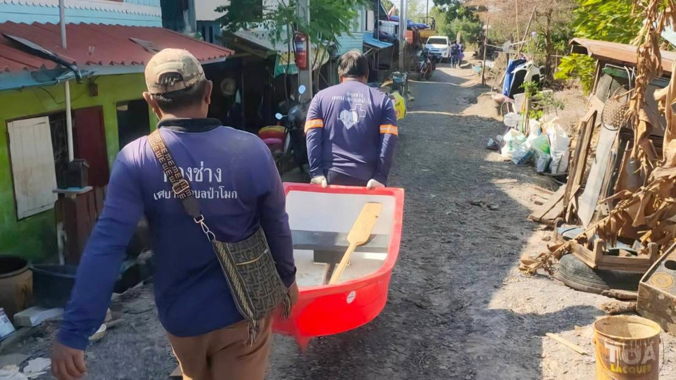 ทต.ป่าโมก เร่งฟื้นฟูหลังน้ำลด เคลียร์พื้นที่–ปรับถนนคืนสู่ภาวะปกติ