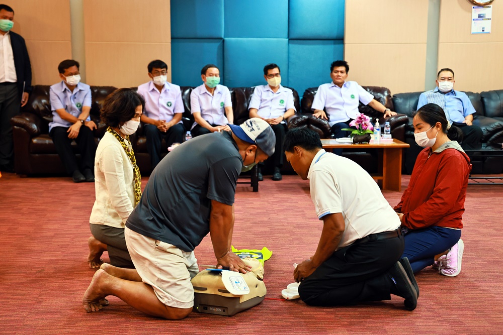 สธ.หนุนผู้ประกอบกิจการ-ผู้สัมผัสอาหาร พัฒนาด้านสุขาภิบาลอาหารและการให้บริการแพทย์ฉุกเฉิน