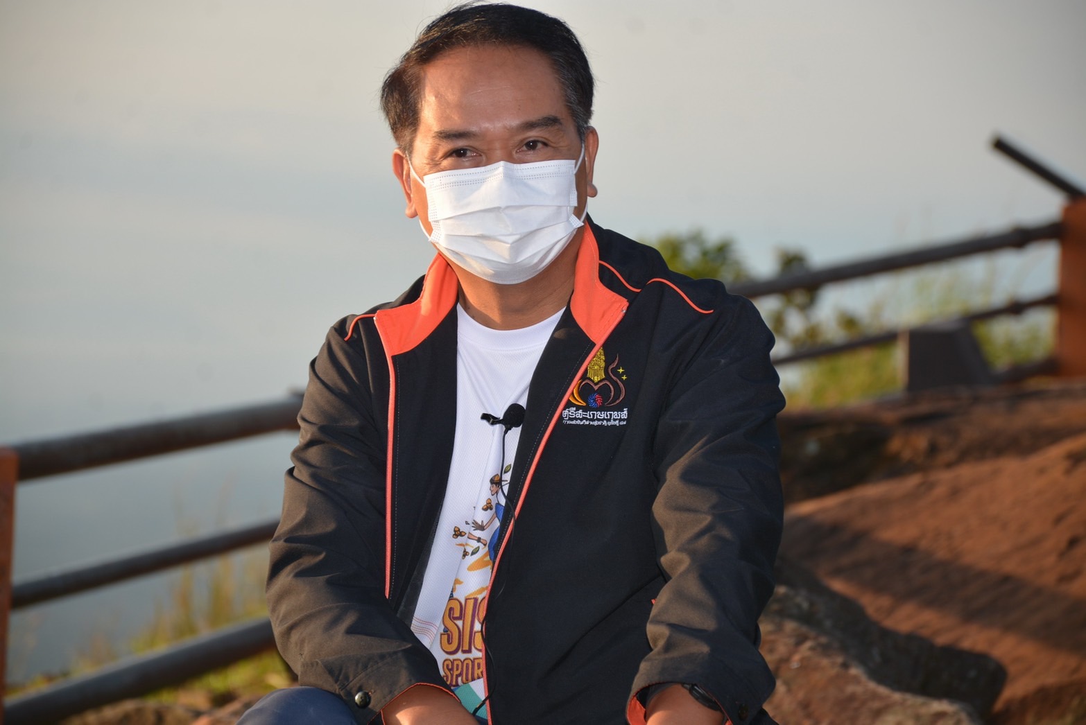 ผู้ว่าฯศรีสะเกษ เตรียมพร้อมเปิดผามออีแดงให้รับพลังสุริยะ 3 แผ่นดิน  ย้ำ "หนาวนี้ศรีสะเกษ มอบอุ่นไอรักรับนักท่องเที่ยว"