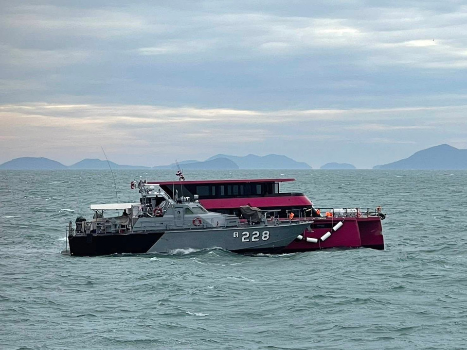 เจ้าท่าตราดคุมเข้มเรือท่องเที่ยวหลังเรือล่ม ชี้คลื่นแรงทำท้องเรือแตก บริษัทเรือขอโทษเหตุสุดวิสัย 