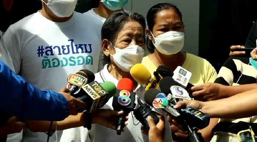 "เอกภพ" พาคุณยายเข้าแจ้งความ ถูกแก๊งเงินกู้ดอกโหด หยอดกาวใส่รูกุญแจบ้าน