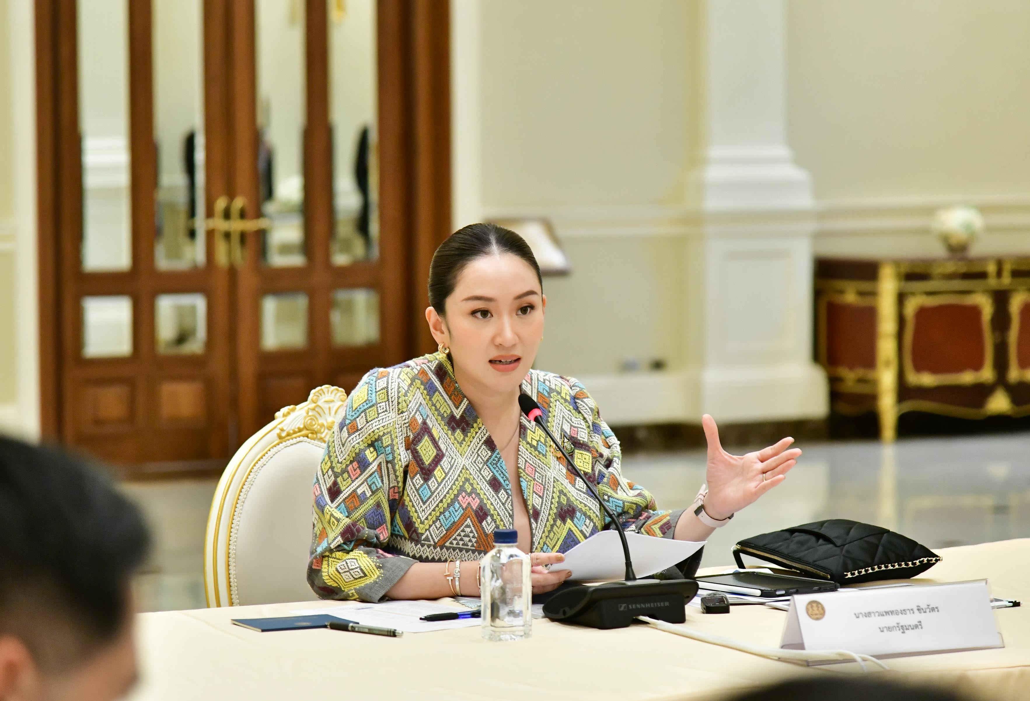 นายกฯ ถก คอส. บอกร้อนใจรีบแก้ปัญหาน้ำท่วม-ดินโคลนถล่ม ขอบคุณ ‘รมช.กลาโหม-รมช.มหาดไทย’ อยู่หน้างาน