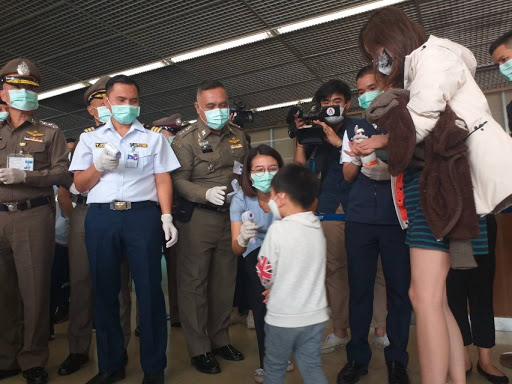 คมนาคมสั่งคุมเข้มสนามบินหลังพบ2นทท.เกาหลีส่อติดเชื้อโควิด-19 เข้าไทย