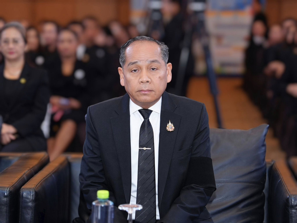 "ปลัดวธ." เผยออกแบบพระเมรุมาศ "สมเด็จพระพันปีหลวง" คาดแล้วเสร็จ ม.ค.69 เตรียมบวงสรวงไม้จันทน์หอม 20 ต้นพรุ่งนี้ ที่อุทยานแห่งชาติกุยบุรี 