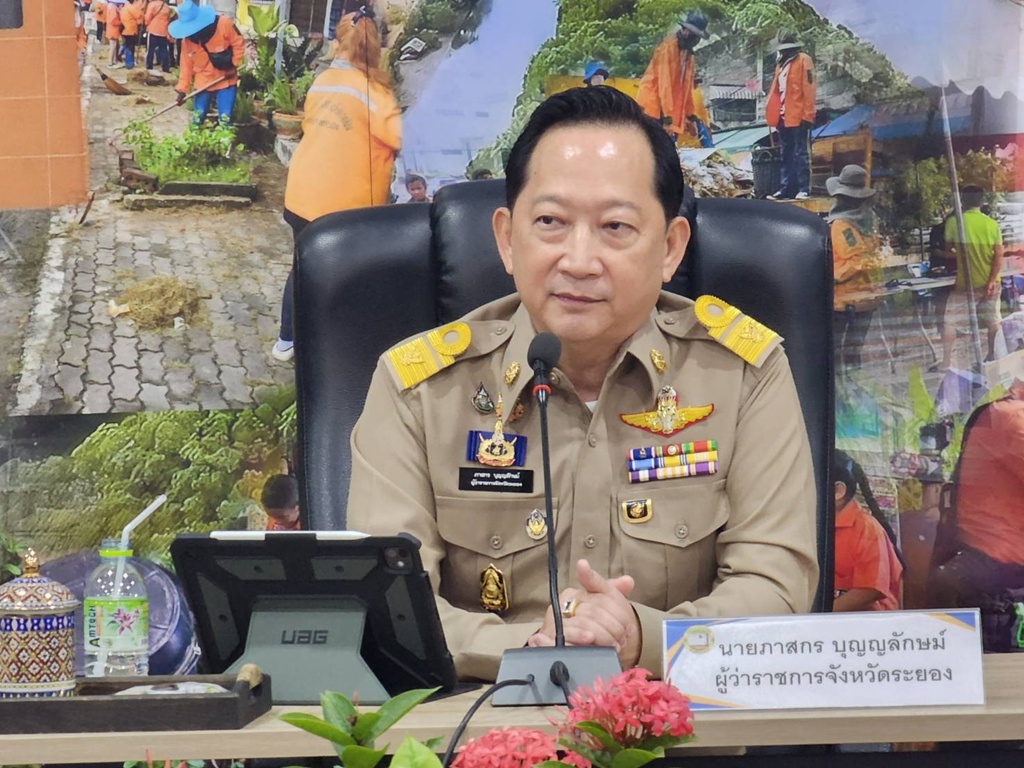 ผู้ว่าฯ ระยอง มอบนโยบาย อบจ.-เทศบาลนคร เดินหน้าขับเคลื่อนการพัฒนาจังหวัด