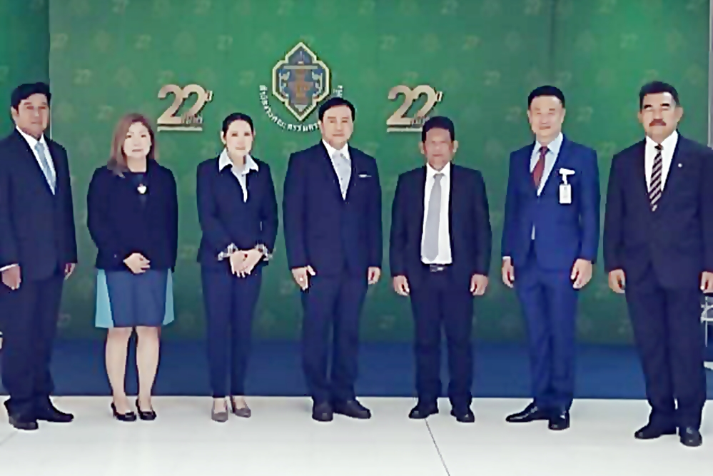 15 แกนนำและนักธุรกิจรุ่นใหม่-นักวิชาการ  เฮ!... กกต.รับรองชื่อ “พรรคไทยรุ่งเรือง” เดินหน้าจับมือสถาบันเครือข่ายไทยสร้างสรรค์... หนุนคนรุ่นใหม่และธุรกิจสตาร์ทอัพทำการเมืองมิติใหม่  เน้นสร้างรายได้เข้าประเทศหลังวิกฤติโควิด-19 