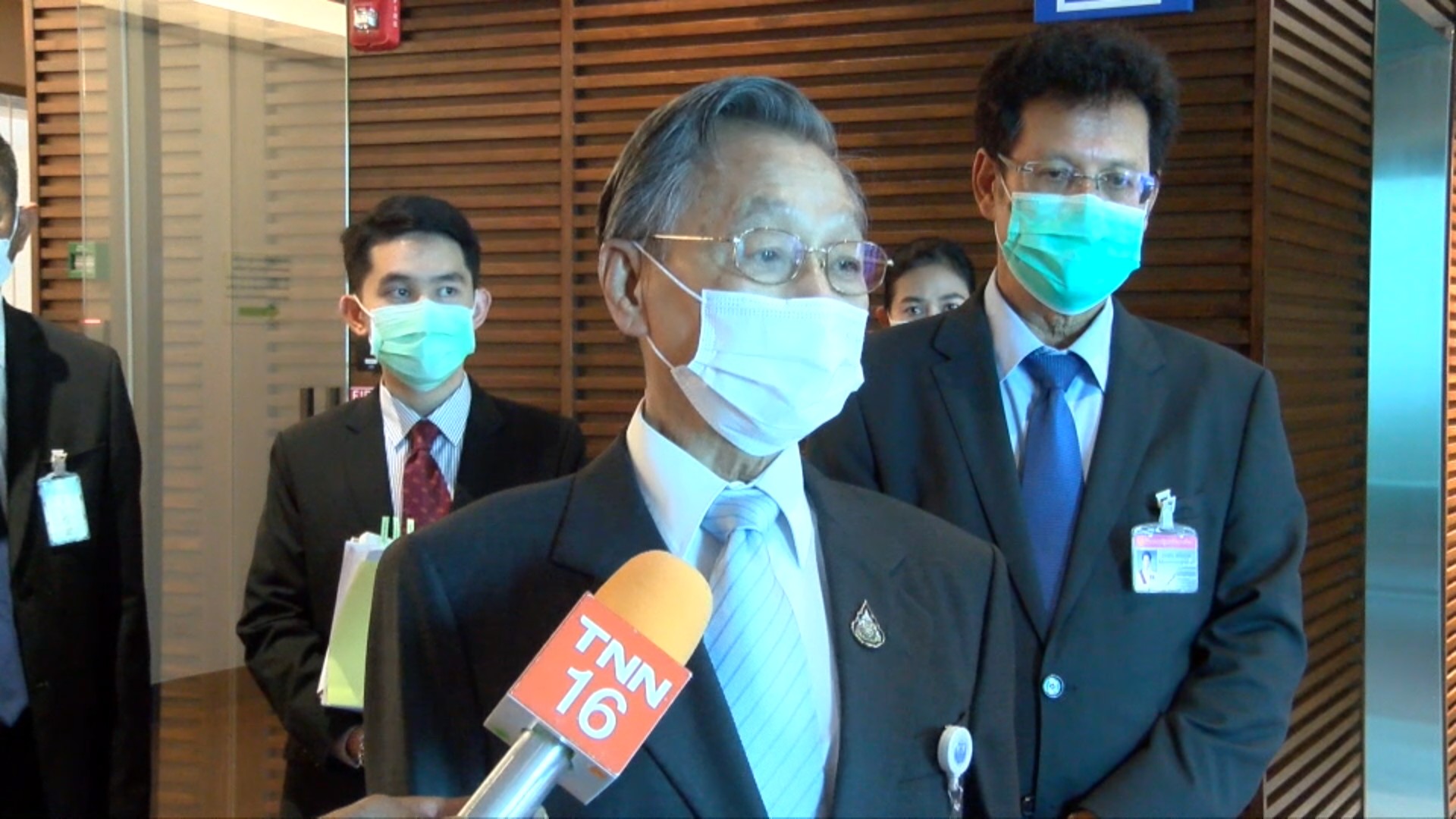"ชวน" รอ 2 ร่างกม.ลูกของรบ. บรรจุวาระพร้อมฉบับเพื่อไทย คาดถกประชุมร่วมก่อนปิดสมัยประชุม