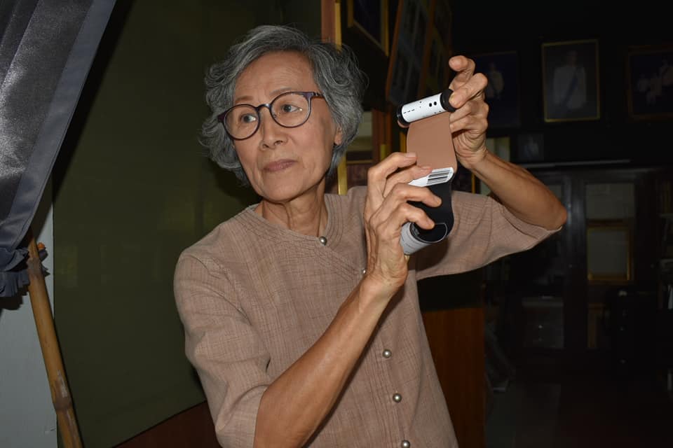  ห้องภาพของพ่อ  “ป้าลินจง” ช่างภาพกล้องฟิล์มรุ่นเก๋า  เล่าประวัติศาสตร์ผ่านภาพถ่าย 
