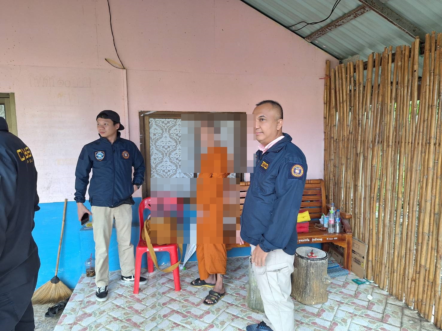 ตำรวจไซเบอร์รวบหลวงพี่นิยมฉันบวบ โชว์หวิวผ่านแอปพลิเคชันเอ็กซ์ 