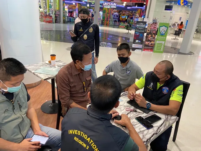 "ฉลามจ๋อ"ร่วมกับ สภ.บางคล้าปิดแฟ้มตีนแมวใจบาป บุกฉกพระเครื่องและทรัพย์สินกว่า 2 ล้าน