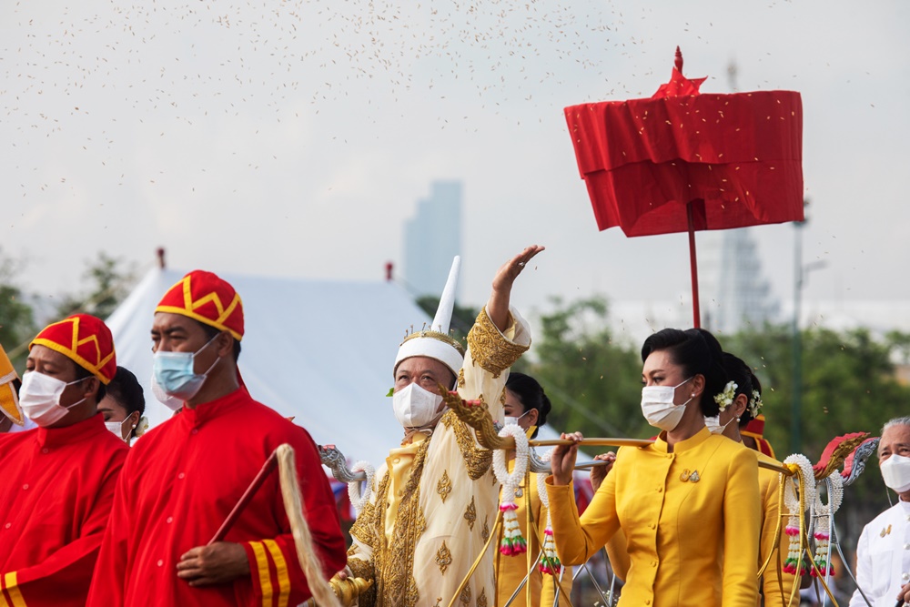 ประมวลภาพซ้อมใหญ่! "พระราชพิธีพืชมงคล" ปลัดเกษตรฯ ทำหน้าที่พระยาแรกนา