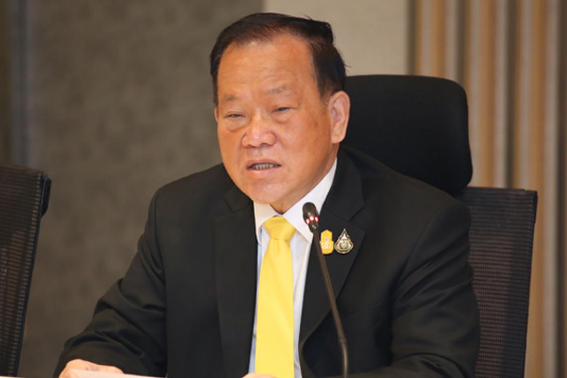 “คลัง” ย้ำยังไม่ถึงเวลาลดภาษีสรรพสามิตเบนซิน พร้อมดูแลไม่ให้สินค้าแพงจนกระทบค่าครองชีพ