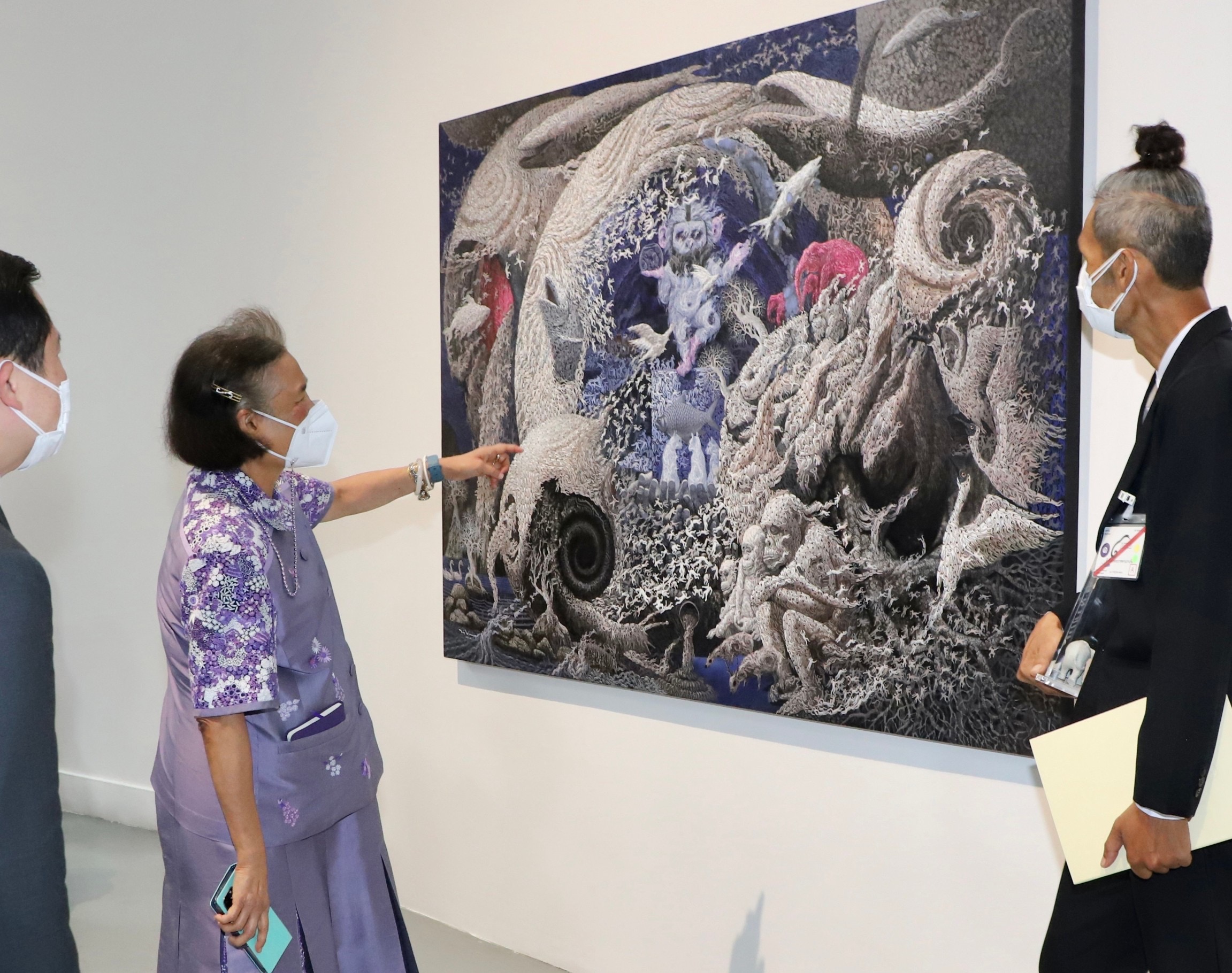 กรมสมเด็จพระเทพฯ เสด็จฯ ทรงเปิดนิทรรศการศิลปกรรมช้างเผือก ครั้งที่ 12