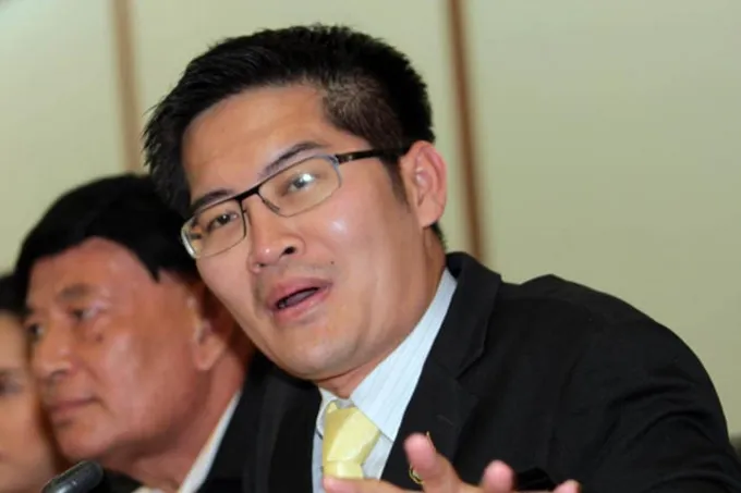 "มงคลกิตติ์"จ่อเสนอประธานสภาประชุมแก้ปัญหานักเรียน-นักศึกษาชุมนุมทางการเมือง