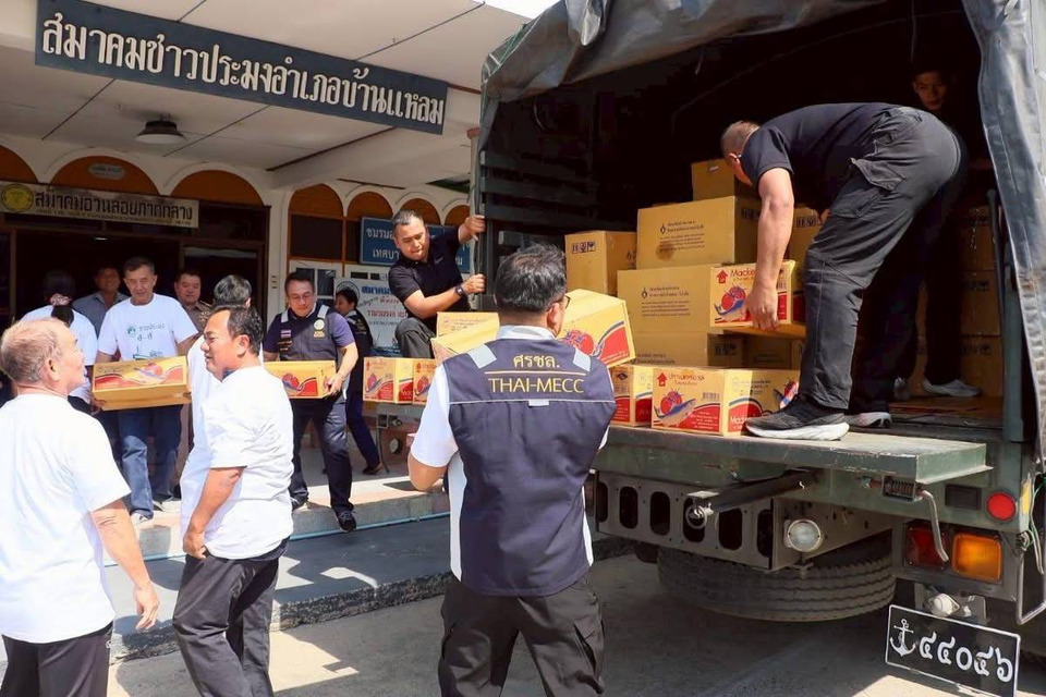 สืบสาน 30 ปี พระราชดำริ กองทัพเรือส่งอาหารทะเลพระราชทานถึงเด็กพื้นที่ห่างไกลภาคเหนือ     