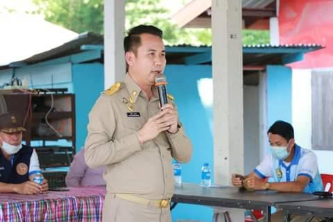 อบจ.ยโสธรพบปชช.2ตำบล สอบถามปัญหาและความต้องการ  เพื่อนำมาพัฒนาความเป็นอยู่ที่ดี