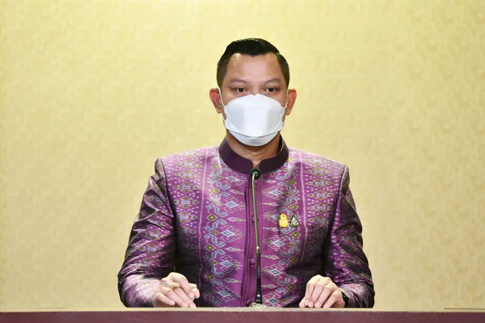 “นายกฯ” ห่วงเด็ก-เยาวชน-ประชาชน กำชับ สธ.-ศธ.-มท. เร่งสร้างการรับรู้ถึงคุณประโยชน์และโทษของกัญชา/กัญชง 