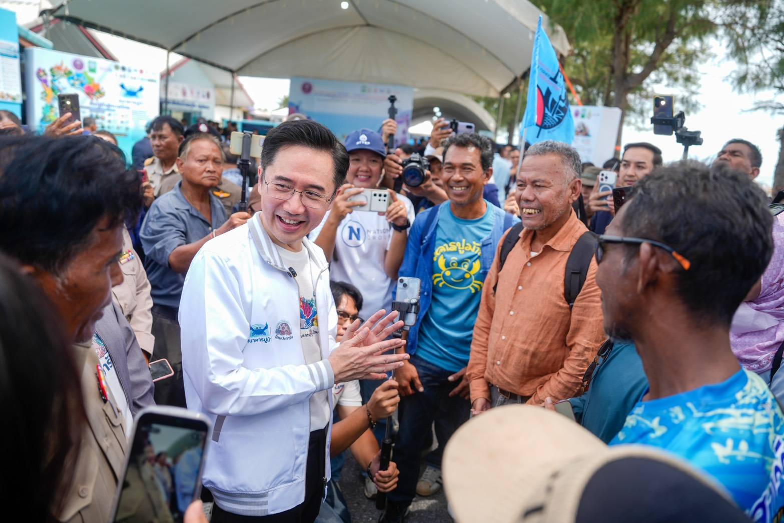“ยศชนัน” นำทีม อว. ลุยสงขลา ชู “ธนาคารปูม้า-โดมปะการัง” ดันนวัตกรรมฟื้นทะเล สร้างเศรษฐกิจชุมชน