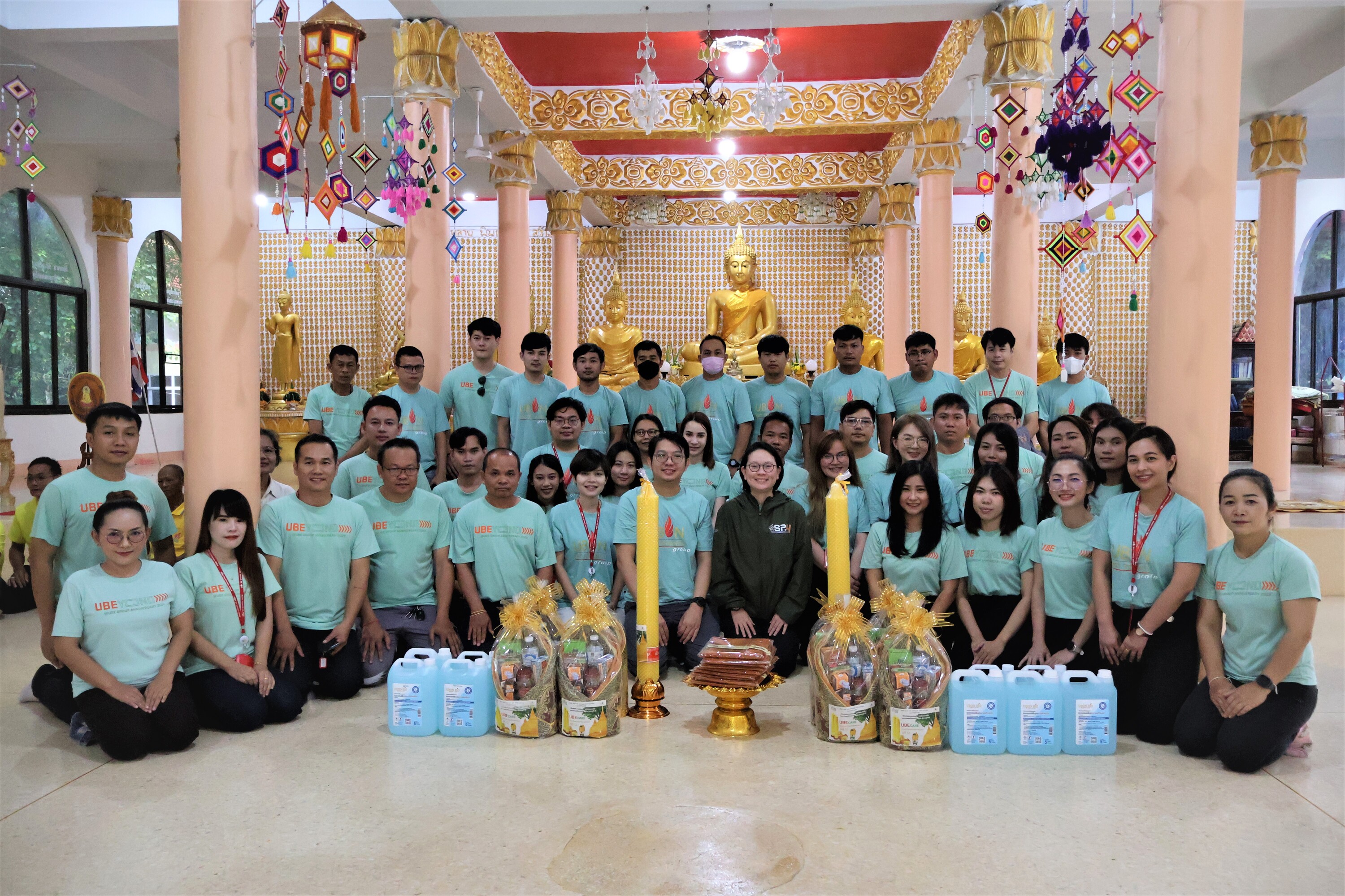 ยูบีอีและบริษัทในเครือร่วมใจถวายเทียนพรรษาสืบสานประเพณีท้องถิ่น