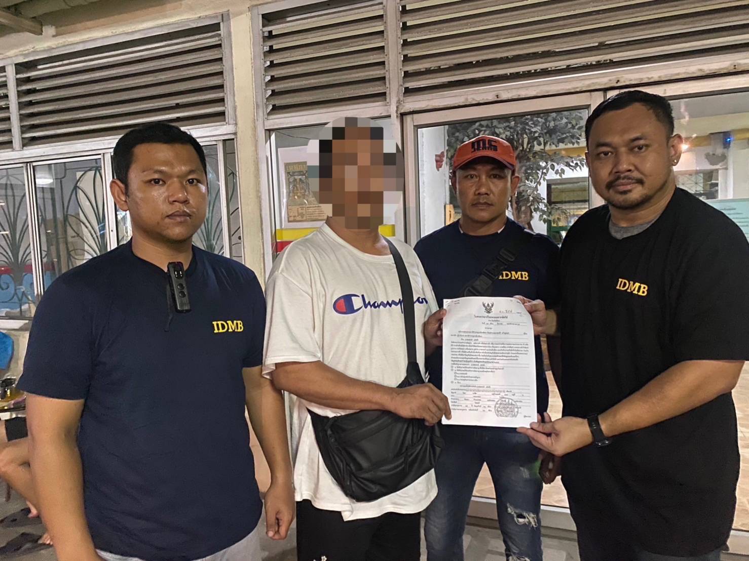 รวบ "อาหลง" ขบวนการข้ามชาติ ควบคุมการไลฟ์สดกิจกรรมบนเตียง ส่งต่างประเทศ