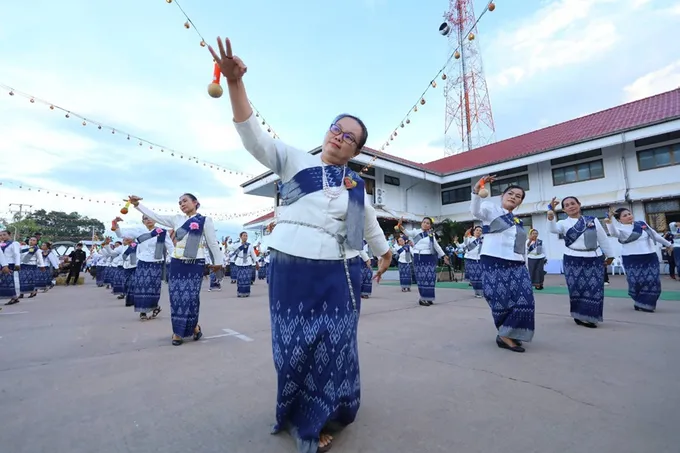 สีสันวัฒนธรรม มหกรรมวิถีถิ่นอีสานยโสธร