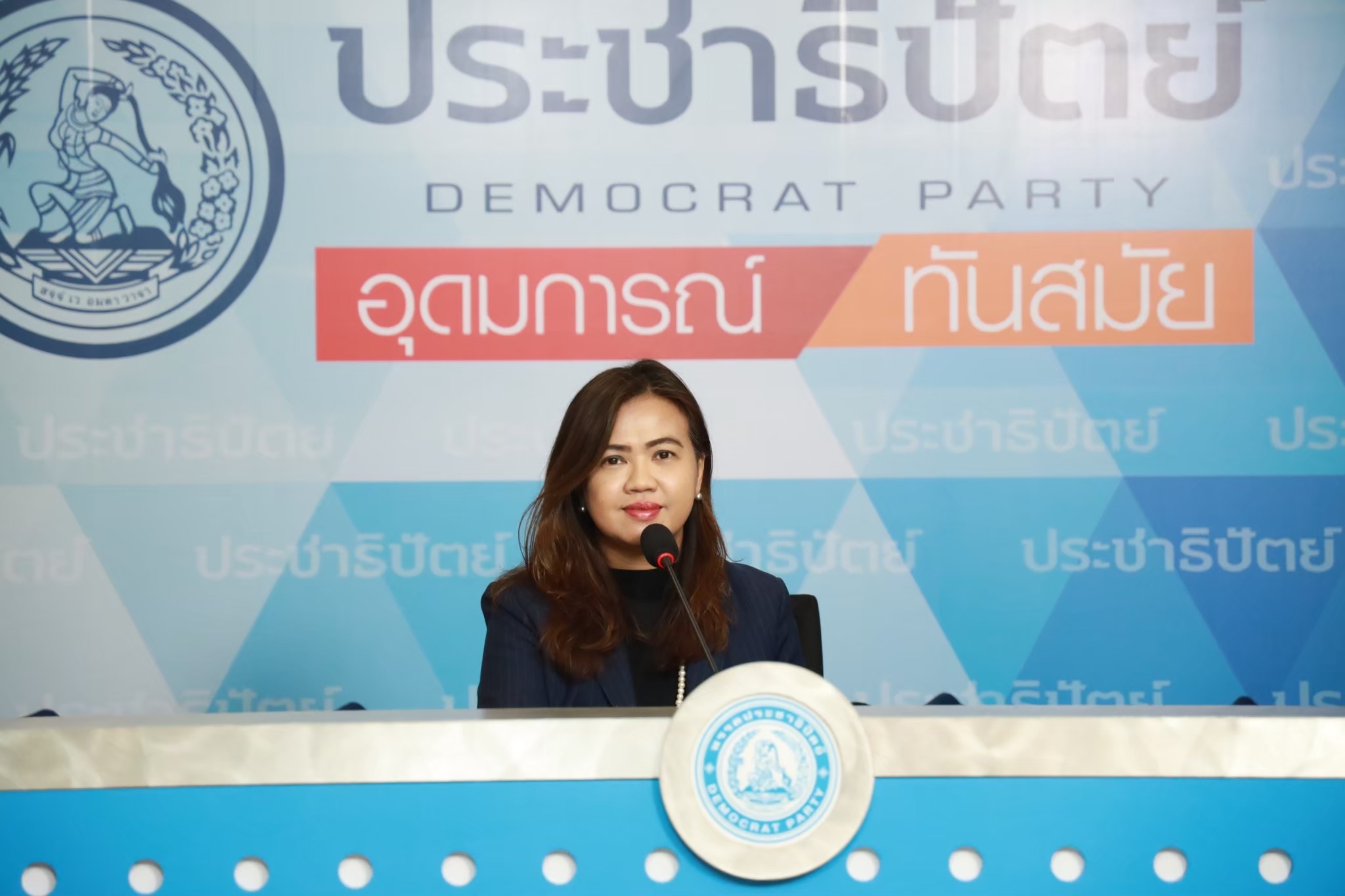 “เอ้-สุชัชวีร์” แจง มศก.ทาบทามจริงแต่ปฏิเสธ พร้อมเดินหน้าทำงานการเมืองเพื่อประโยชน์ประเทศชาติ