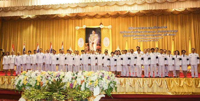 ชาวรามคำแหง ถวายพระพรชัยมงคลสมเด็จพระเจ้าอยู่หัว