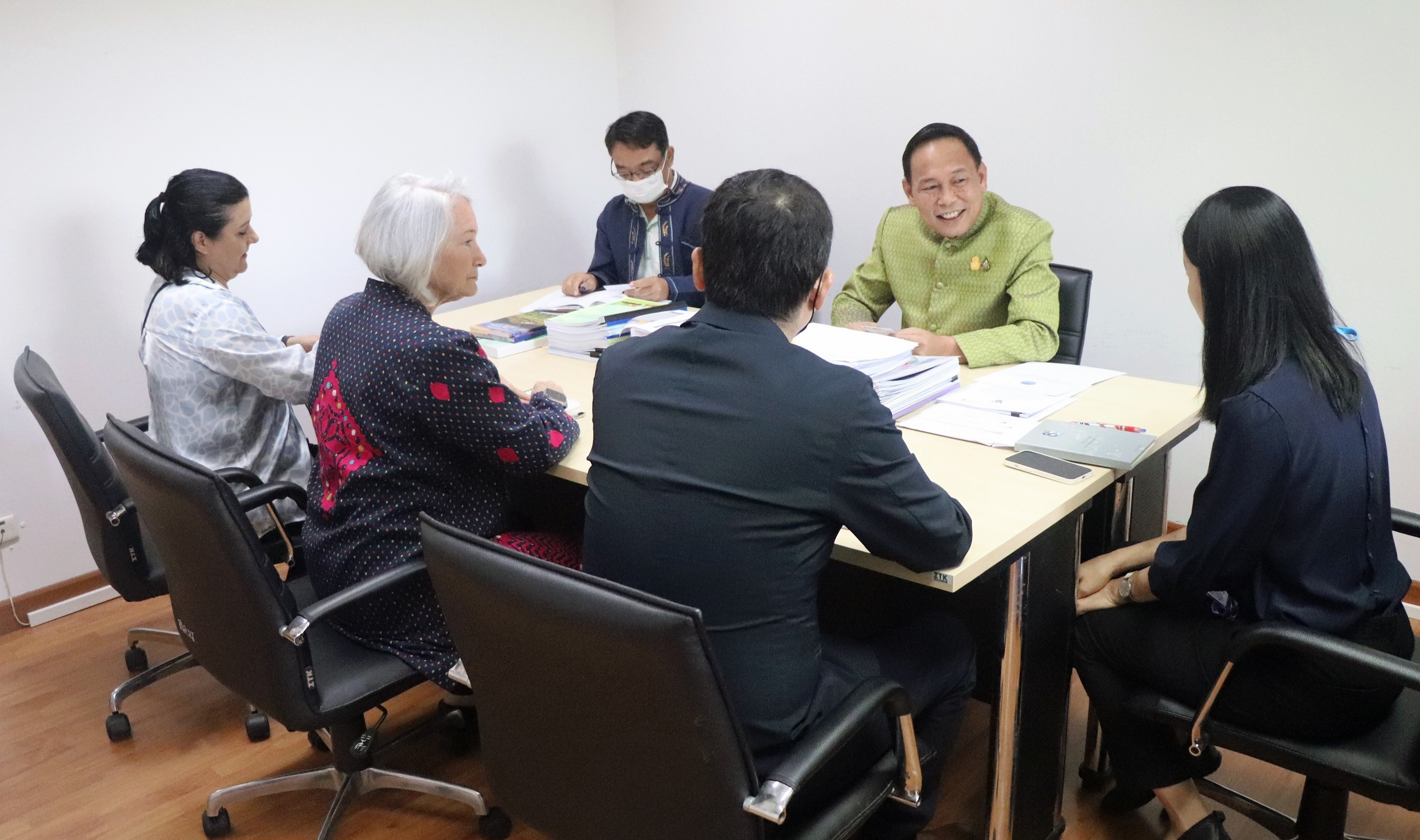รองผู้ว่าฯแม่ฮ่องสอนต้อนรับผู้แทนจากสหประชาชาติในการเดินทางมาปฏิบัติภารกิจในพื้นที่จังหวัด 