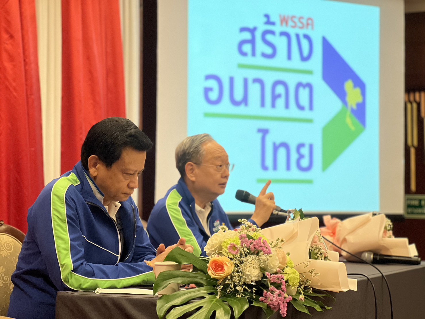 "สนธิรัตน์" ลั่น "สร้างอนาคตไทย" เดินหน้าเต็มที่ เตรียมตั้งคณะทำงานส่วนกลาง-พื้นที่สู้ศึกเลือกตั้ง