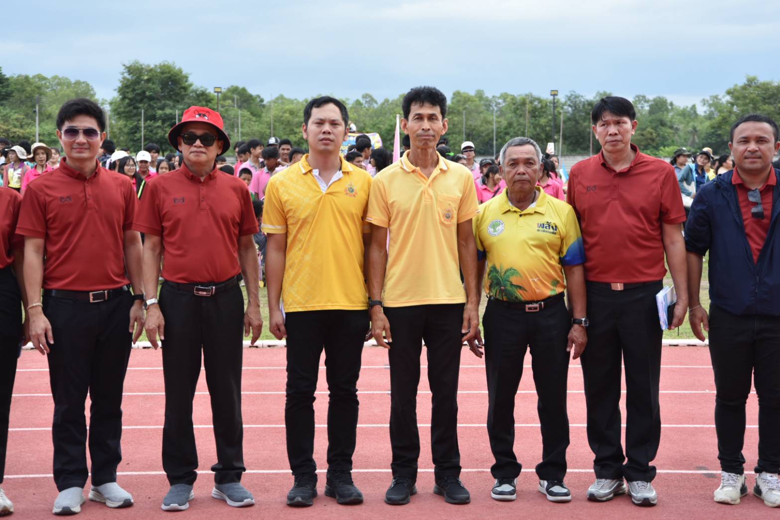 นายกฯทต.ตะเคียนเตี้ยปิดการแข่งขันกีฬานักเรียน "บางละมุง1เกมส์" ปีการศึกษา 2567