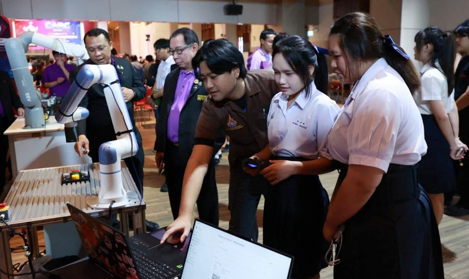มทร.รัตนโกสินทร์ เปิดศึกหุ่นยนต์อัตโนมัติ CARC 2026 ชิงถ้วยพระราชทาน