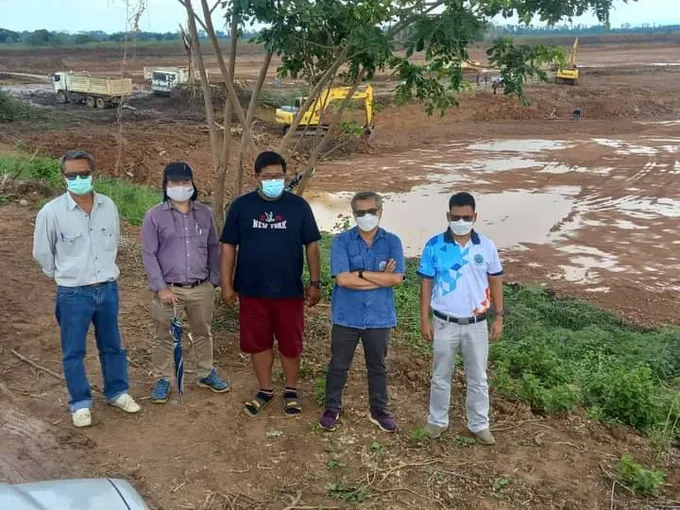 ชป.อุตรดิตถ์  ลงพื้นที่ติดตามงานจ้างเหมาขุดลอกแก้มลิงบึงมาย 