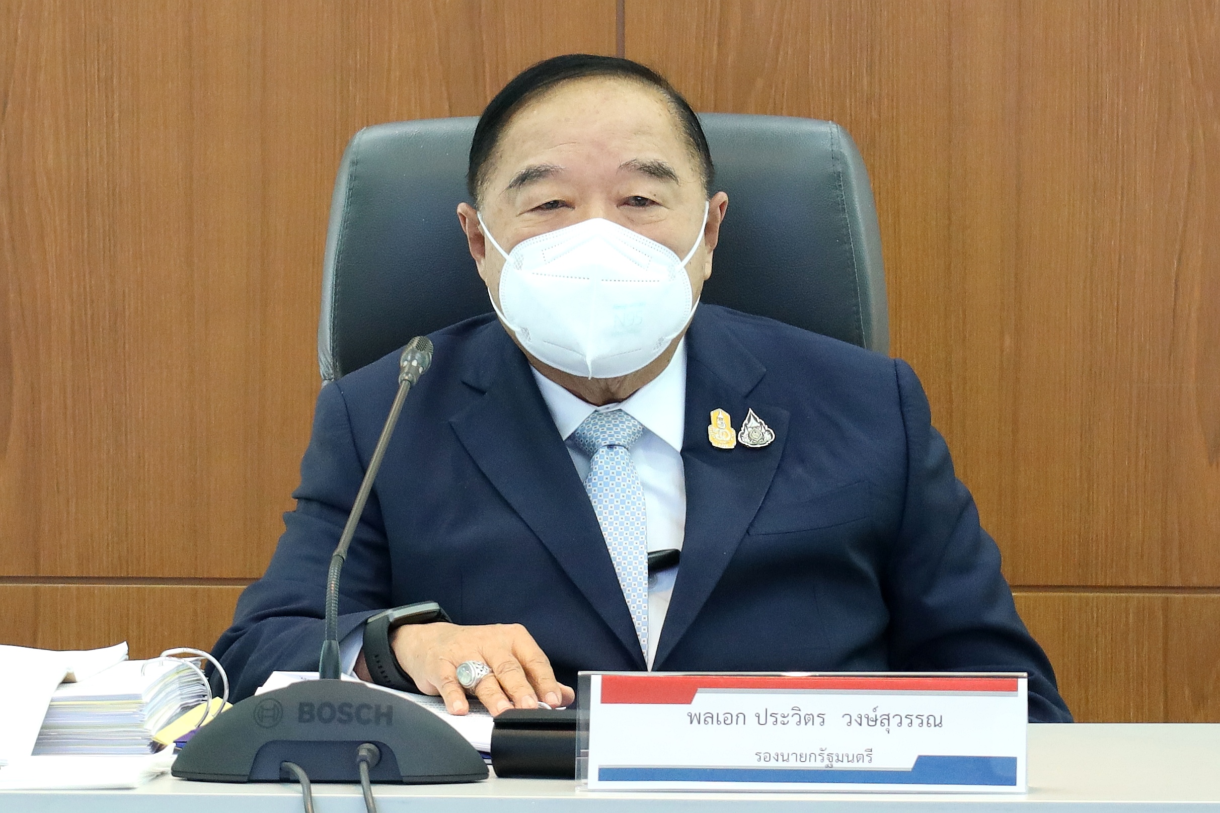 "บิ๊กป้อม" ผงาด! นั่ง "นายกฯรักษาการ" ถกความมั่นคงทางไซเบอร์ที่บ้านป่ารอยต่อ
