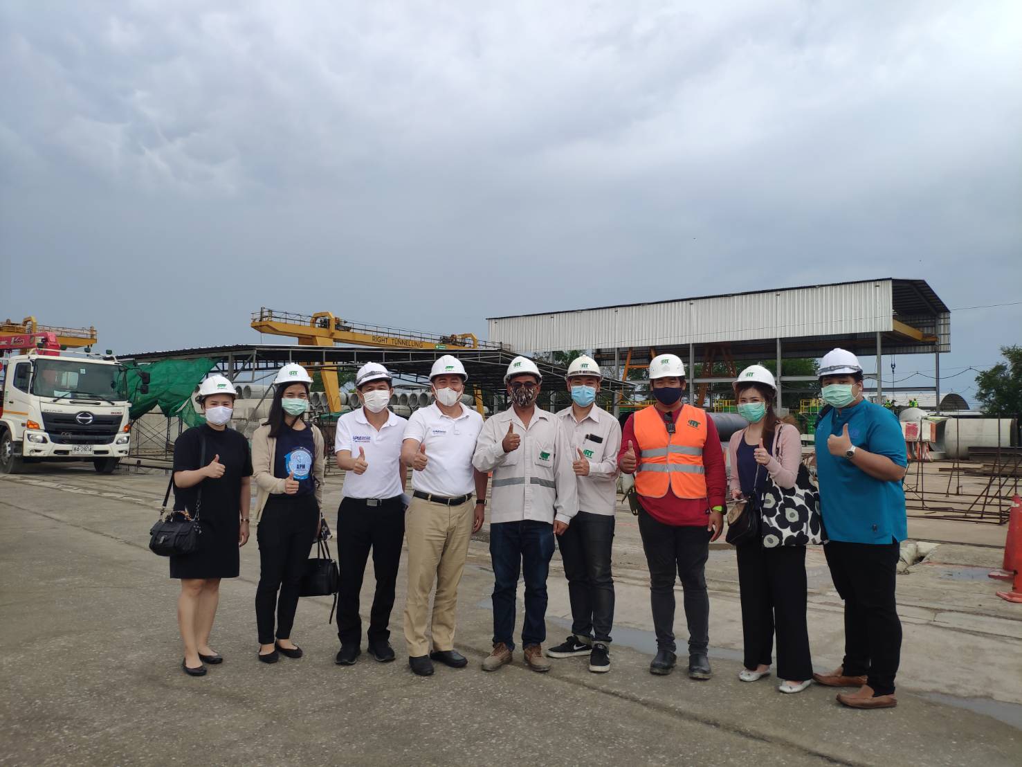 “APM”เยี่ยมชมโรงงานหล่อท่อสำหรับโครงการงานบ่อพัก และท่อร้อยสายไฟฟ้าใต้ดินบริษัท ไร้ท์ทันเน็ลลิ่ง