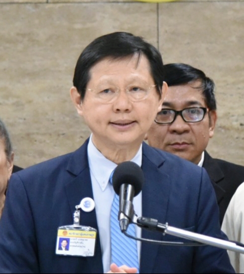 "หมอระวี"วอนสื่อ-สังคมงดแชร์ภาพเหตุรุนแรงปล้นร้านทองลพบุรี หวั่นสร้างความเกลียดชัง