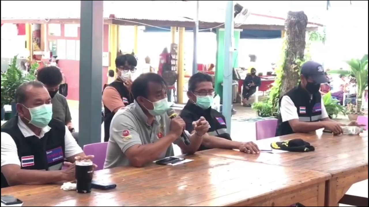 ชาวบ้านเกาะล้านพร้อมใจลงมติปิดเกาะ งดรับนักท่องเที่ยวสกัดโควิด รอบ 3